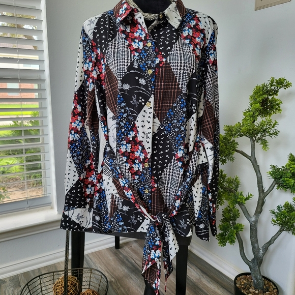 Tomy Hilfiger Blouse - Picture 2 of 11